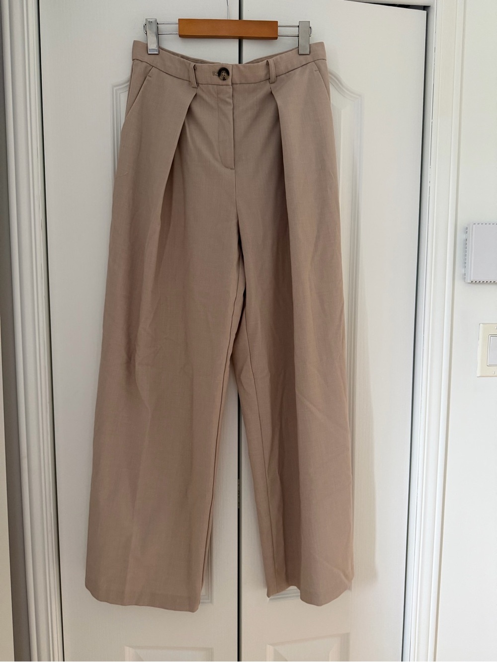 Garage Beige Wide-Leg Pleated Pants